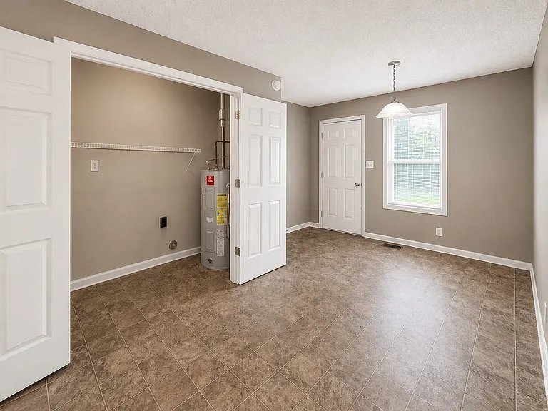 Timberline Cir — Photo 5