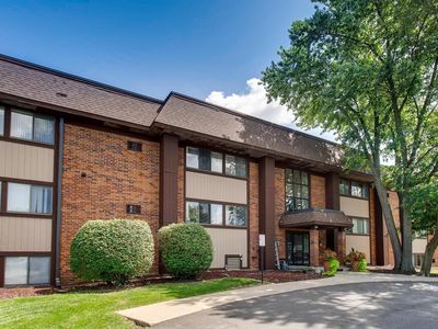 1330 E Chicago Ave APT 109, Naperville, IL, 60540