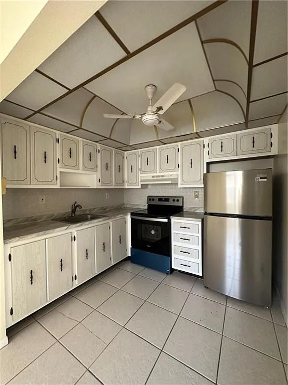 1 bed, 1.5 bath, 760 sqft, $1,700 — Photo 3