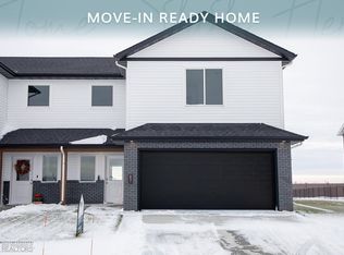 831 2nd Ave, Horace, ND 58047