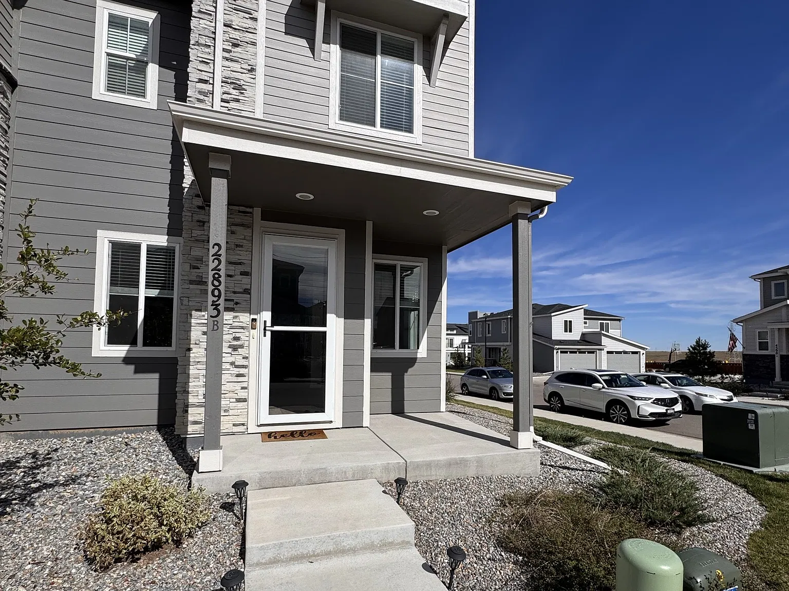 3 bed, 1475 sqft, $2,650 — Photo 2