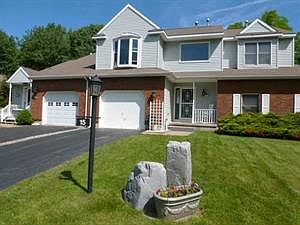 1st image of 15 Woodside Dr