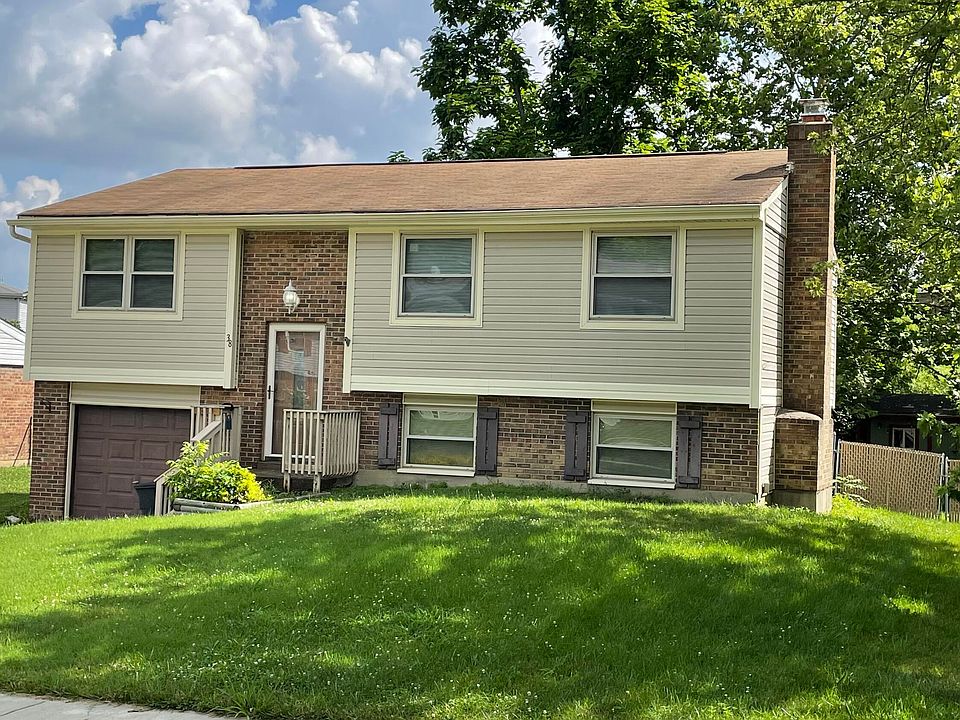 1st image of 38 Carriage Hill Dr