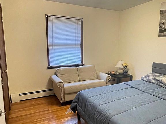 5th image of 8 Albie Drive