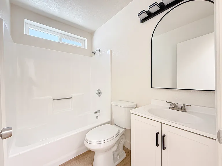 1162 Elm Ave #29 — Photo 9