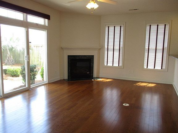 2nd image of 1010 Tidings Rd