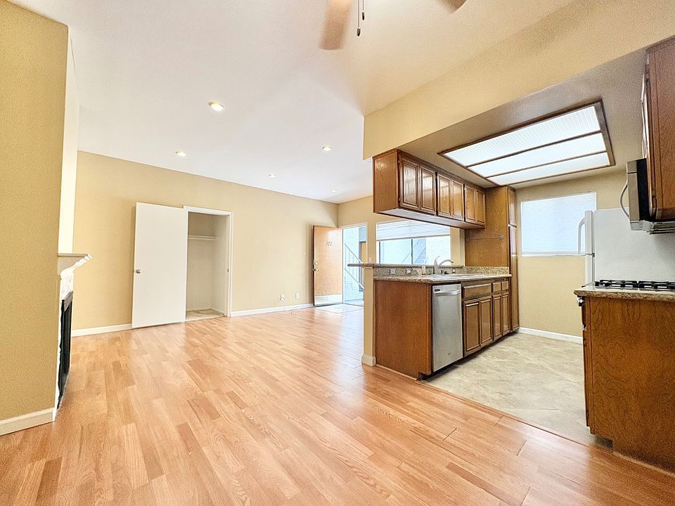 1st image of 6204 Fulton Ave