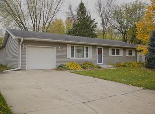 611 11th St SE, Owatonna, MN 55060