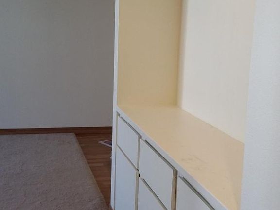 5th image of 1800 N 107th St APT 203F