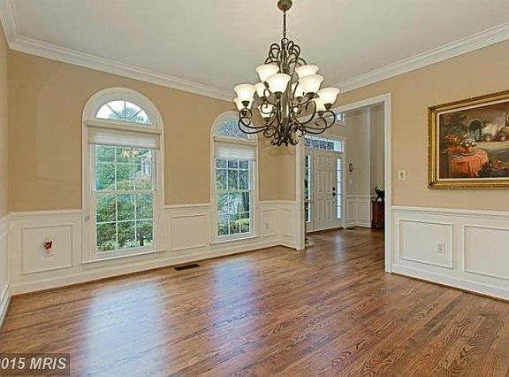 5th image of 7925 Hollington Pl