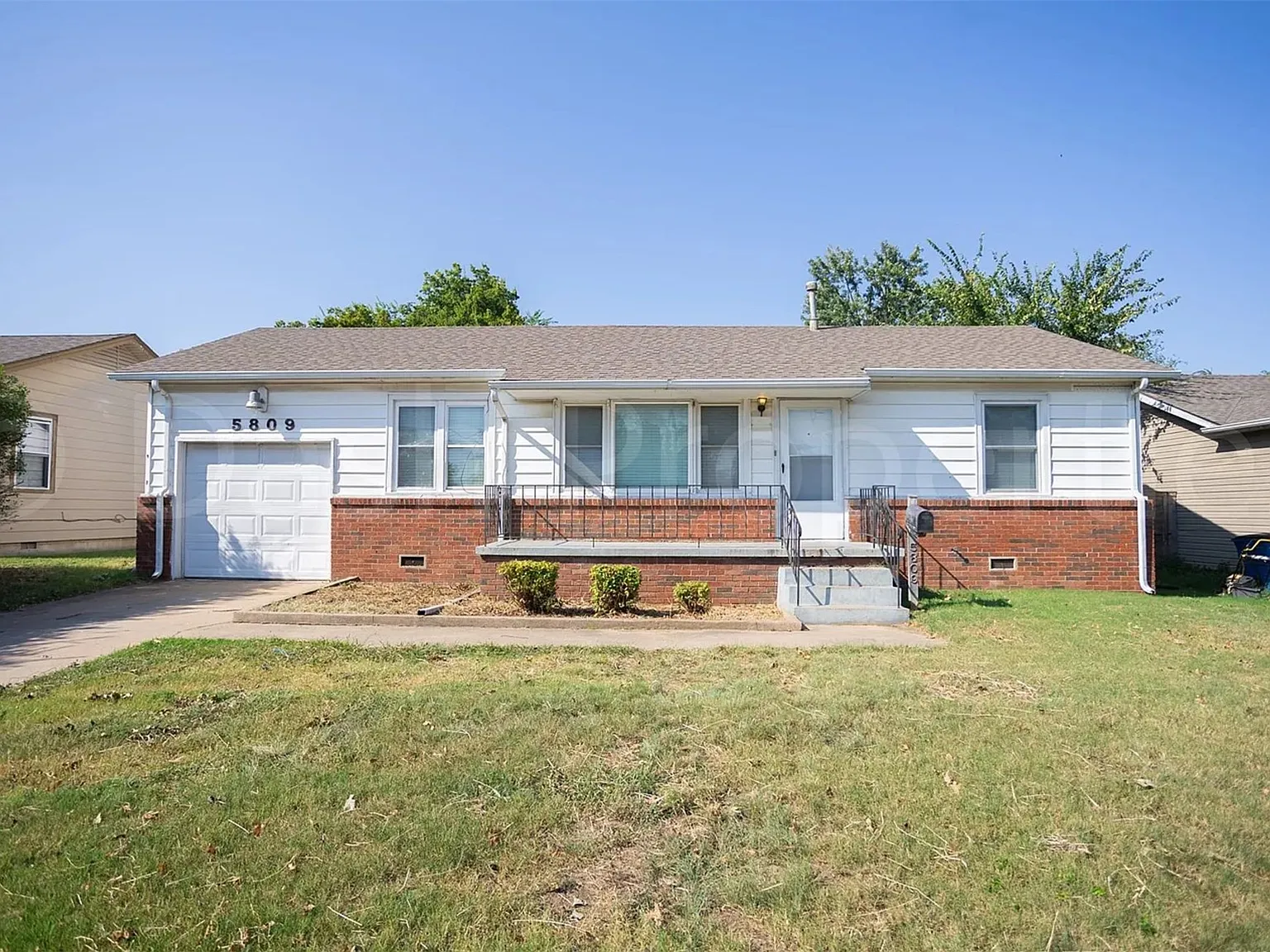 3 bed, 1.0 bath, 960 sqft, $1,295 — Photo 1