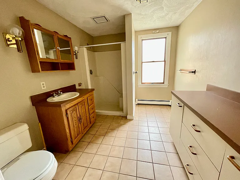 14 Allen St #2 — Photo 12