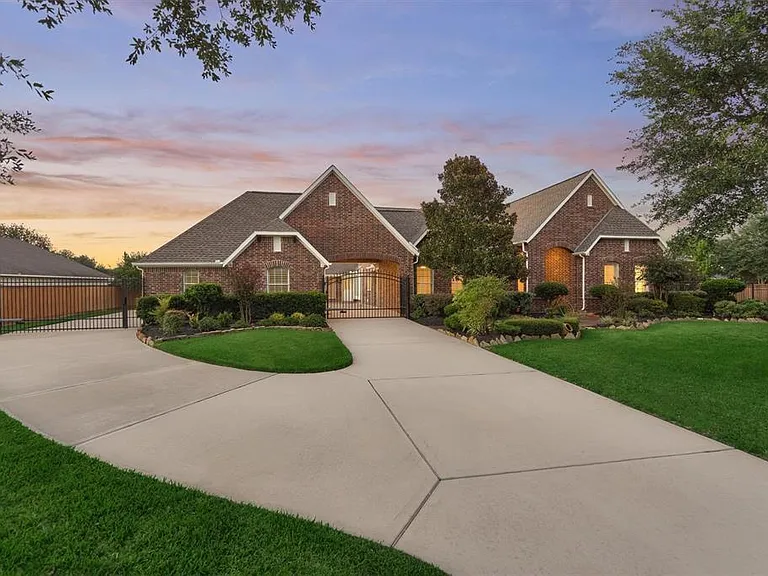 20806 E Cameron Ridge Dr — Photo 38
