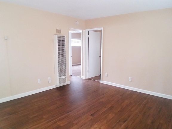 2nd image of 552 D St APT 19
