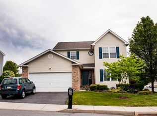 2450 Chestnut Ln, Easton, PA 18040