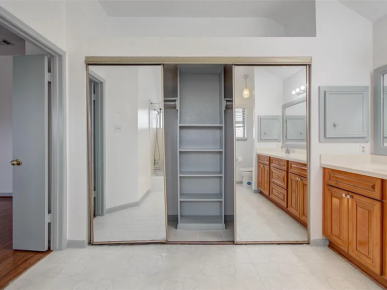 2538 Knights Cir — Photo 31