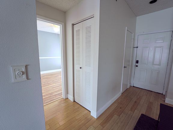 4th image of 4211 Chatham Oak Ct APT 126