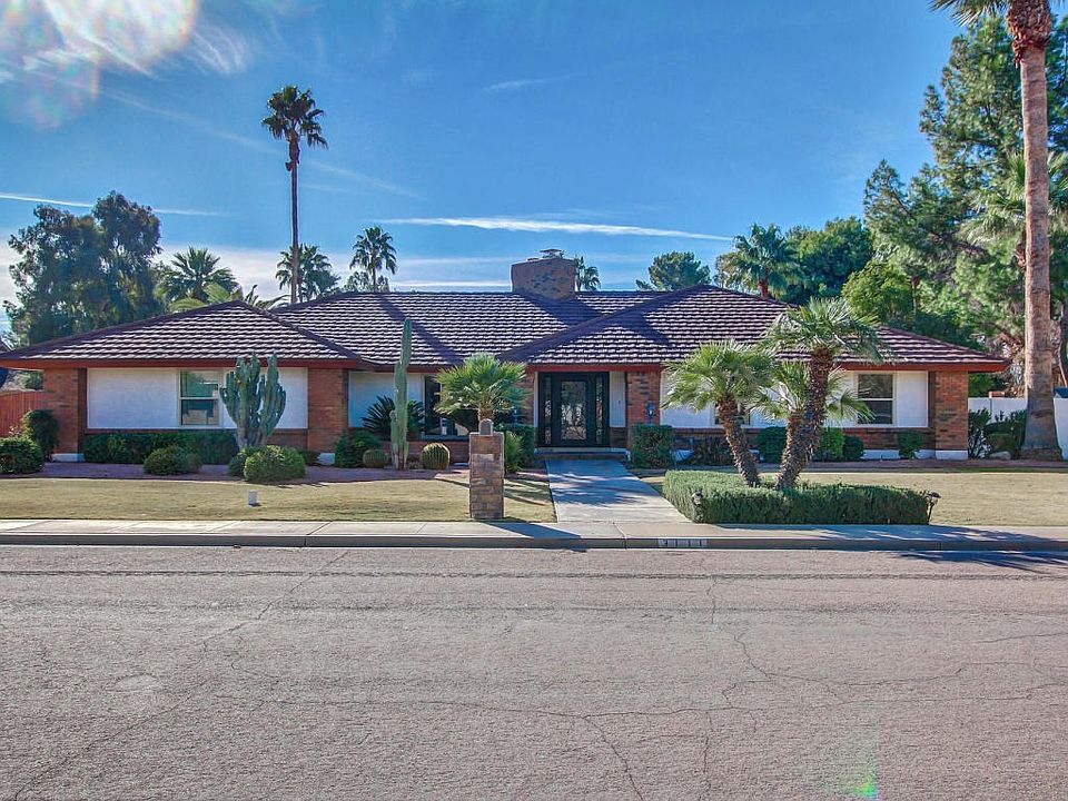 Welcome to The Groves