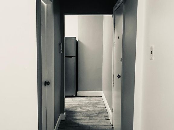 2nd image of 194 Kensington Ave #104