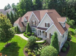 8070 Humphrey Hill Dr, Concord Township, OH 44077