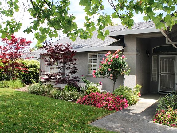3rd image of 11936 Brooke Crest Dr
