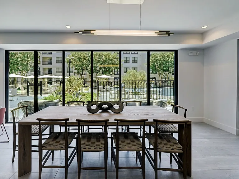 2137 Pelham Dr #2-ID1028912P — Photo 17