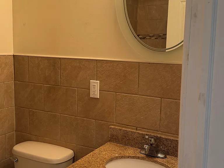 376 New York Ave #2 — Photo 9