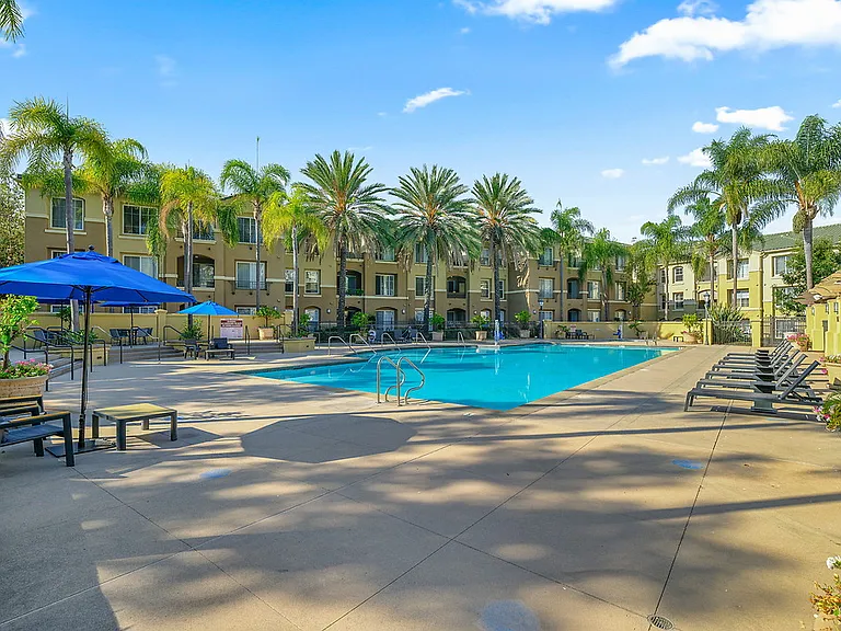 Allure at Scripps Ranch — Photo 31