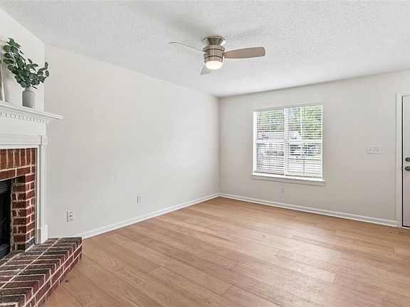 5th image of 5604 Pine Gate Dr