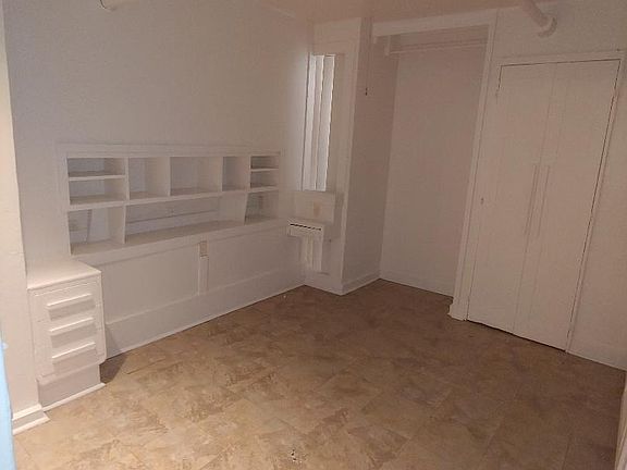 3rd image of 5400 S Hyde Park Blvd #A-4