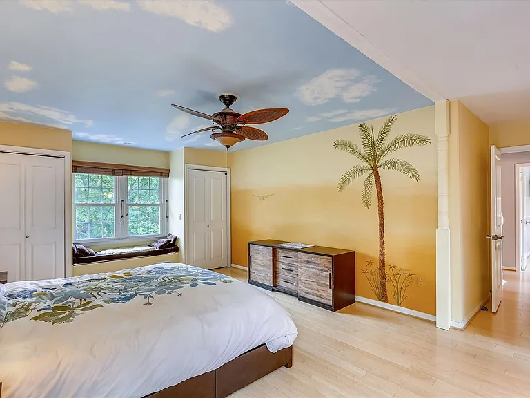 1755 Glastonberry Rd — Photo 77