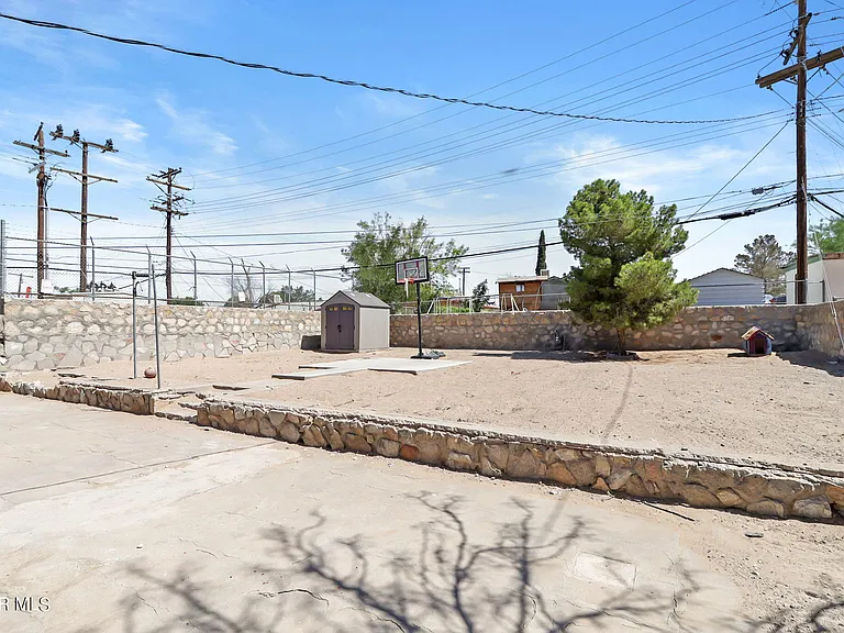 7707 Parral Dr — Photo 20