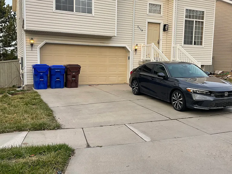 3179 E Snowy Owl Rd — Photo 3