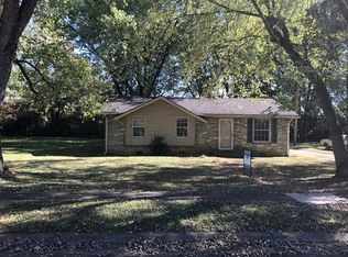 716 Rose Dr, Hopkinsville, KY 42240