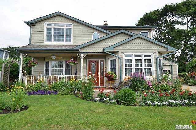 1st image of 144 Swan Ln