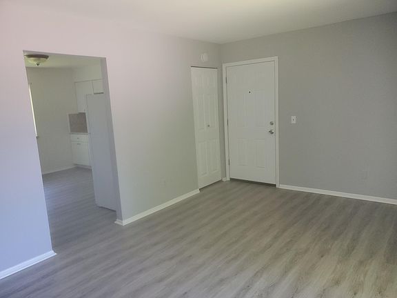 5th image of 1938 N 33rd St APT G