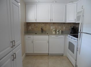 56 Flanders Trl #B, Delray Beach, FL 33484