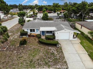 9616 Mark Twain Ln, Port Richey, FL 34668