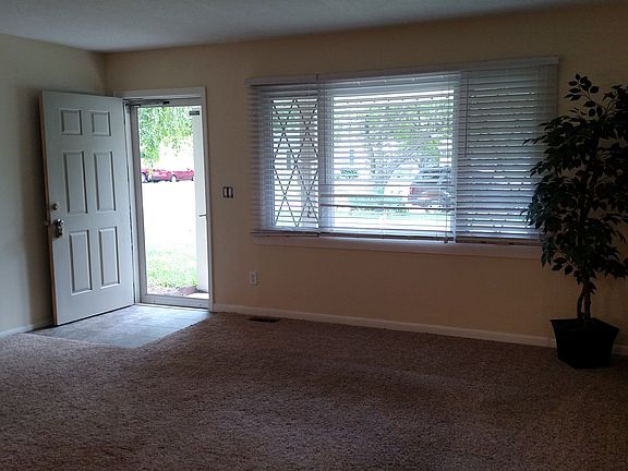 Spacious Living Room