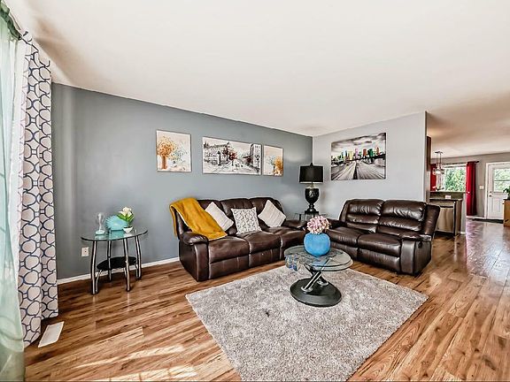 4th image of 143 Lanterman Close