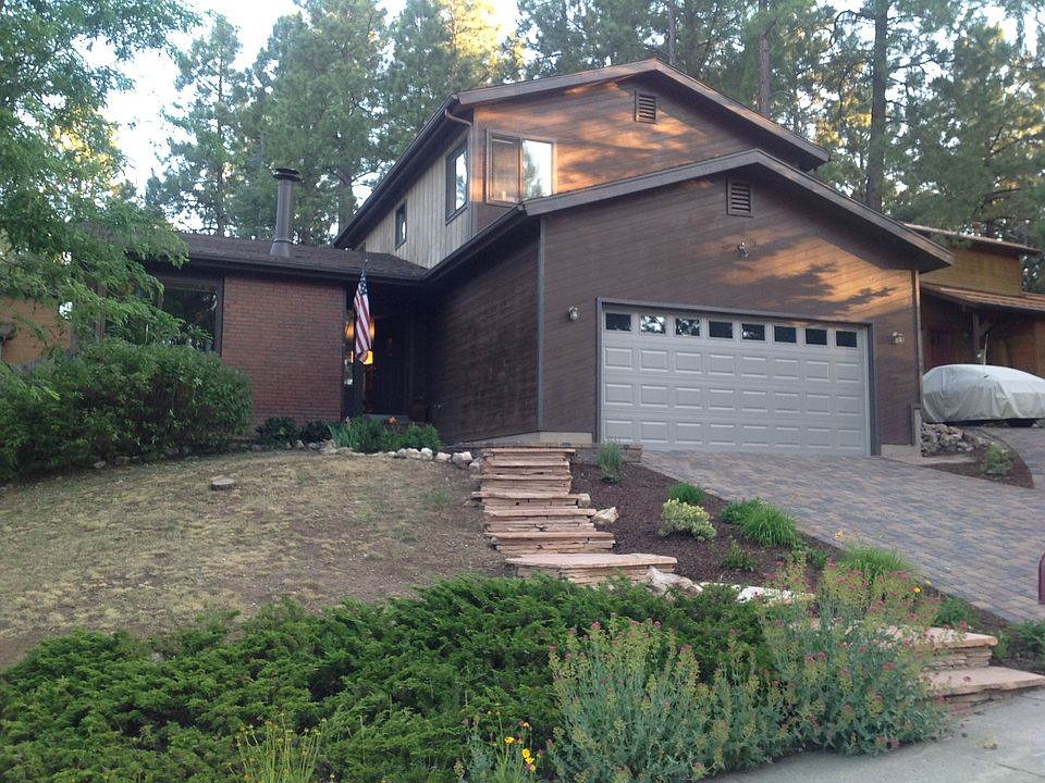 1st image of 535 E Dohmen Dr