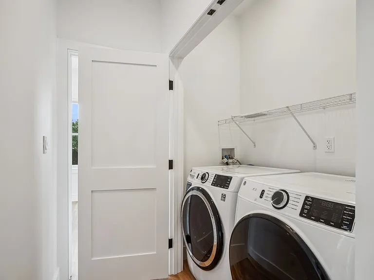 215 Harrison Ave #1 — Photo 15