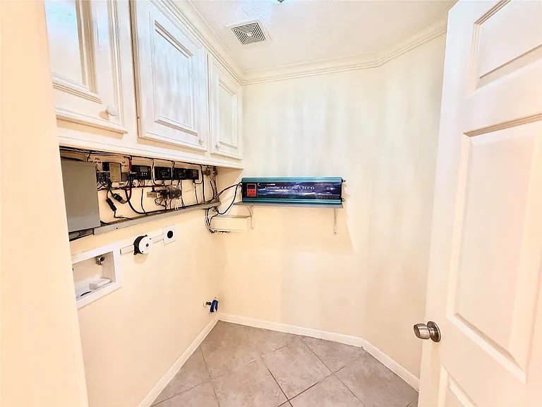 6650 Roberson St — Photo 12