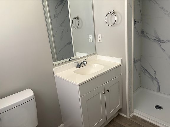 2nd image of 310 Biddle Rd