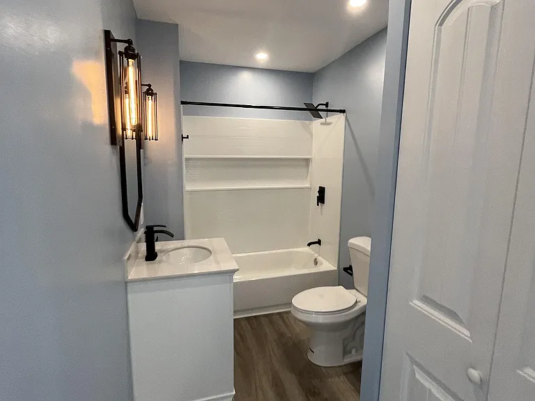 8010 Sunset Heights Dr #B — Photo 14