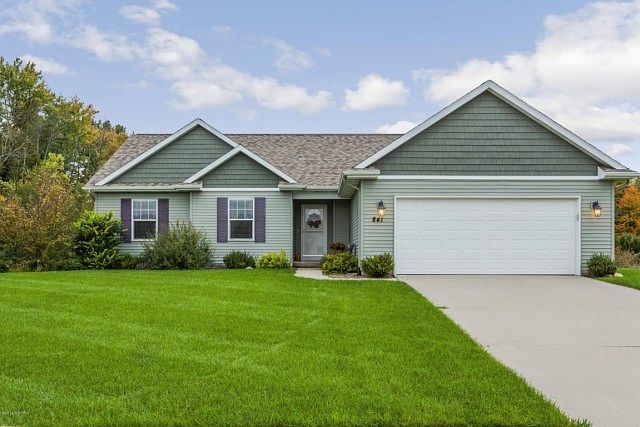 1st image of 841 Sunrise Ln NW