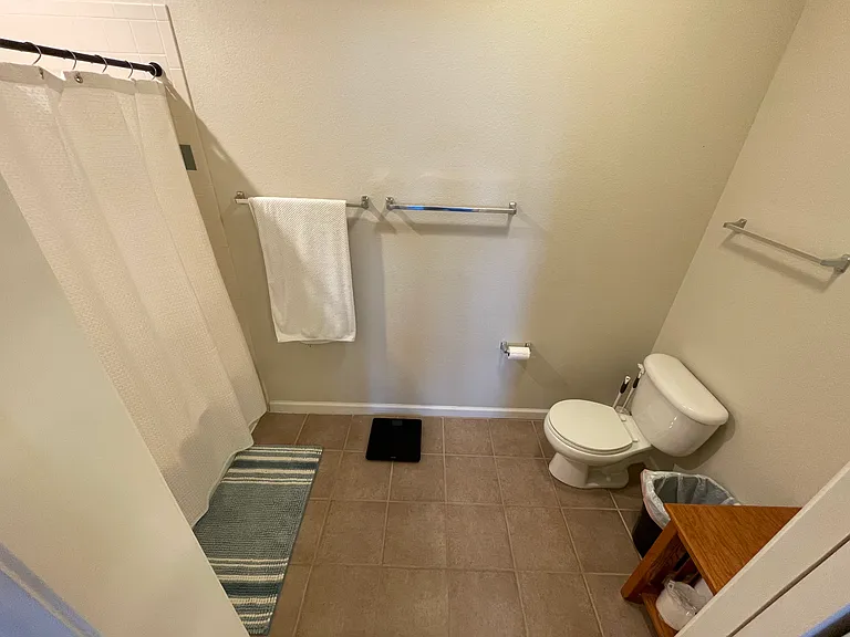 2215 Owens Ave #202 — Photo 22