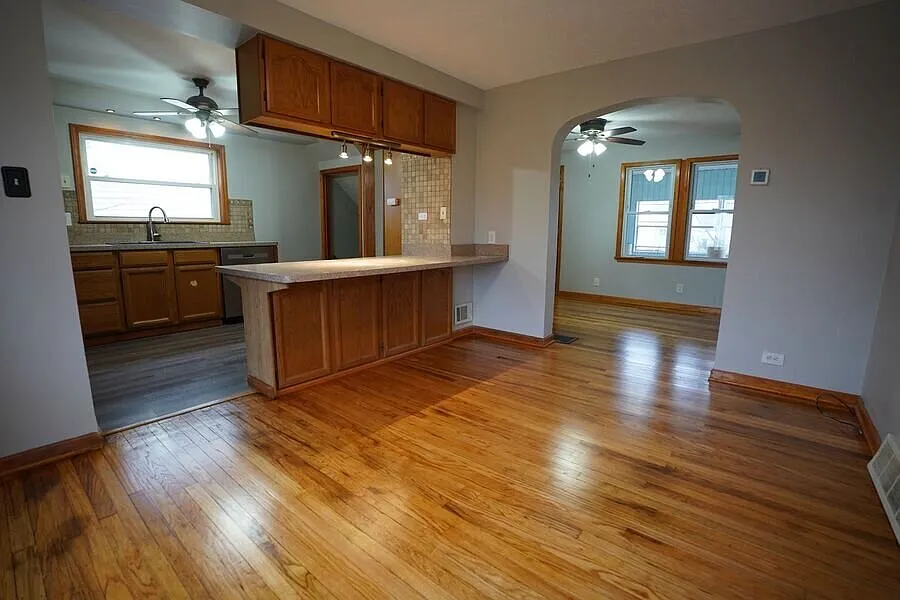 3-Bedroom Home for Rent in Parma — Photo 1