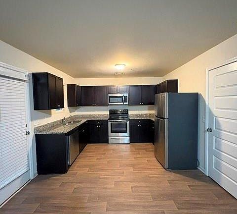 2nd image of 661 Carlton Pointe Dr #9