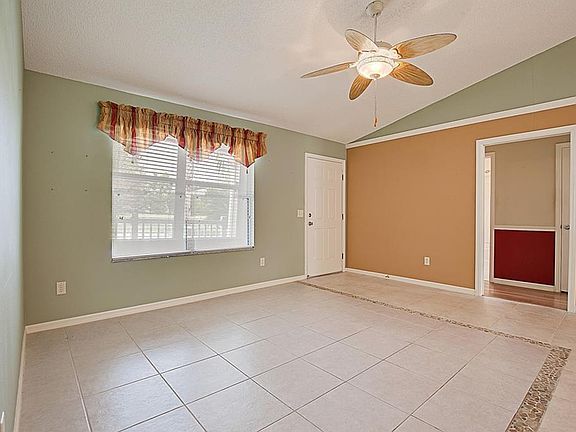 4th image of 2324 E Gaffney Ave